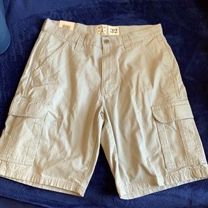 Red Head | Cargo Shorts | Khaki | Men’s | 32 Waist | Durable | Many Pockets |